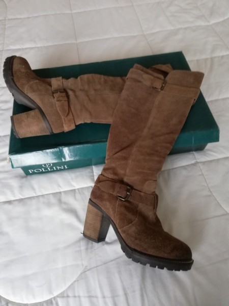 Compra Zapatos, Botas, Botines, Sandalias y más en Pollini.cl