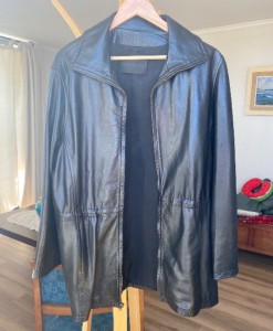 DKNY - Abrigo negro para adolescente | Childrensalon Outlet