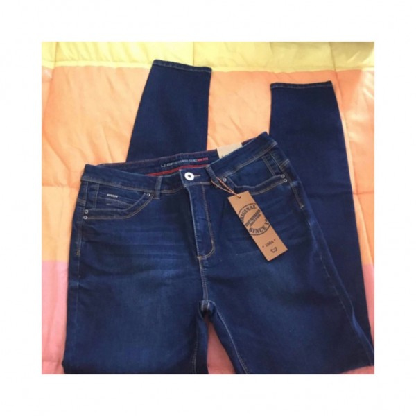 Jeans Celeste Efesis - Calce Ajustado - Compra Ahora | Dafiti Chile