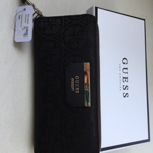 Billetera Guess | Renueva Tu Closet