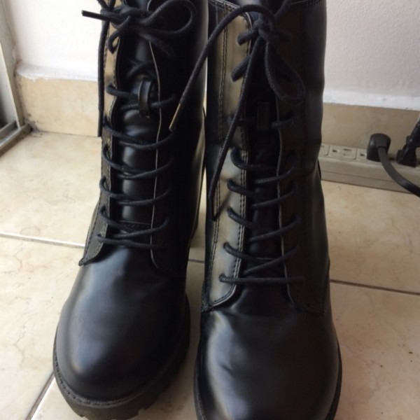 Botas Ripley | Renueva Tu Closet