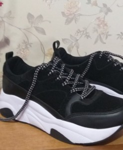 Tenis Mercedes Campuzano | Renueva Tu Closet