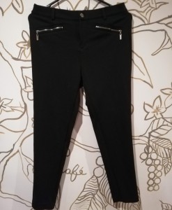 Seven7 | Jeans Levanta Cola y prendas femeninas