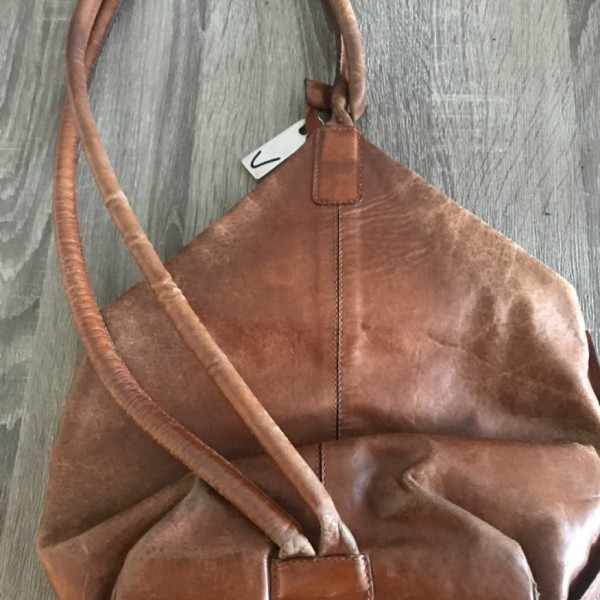 Morral Velez | Renueva Tu Closet