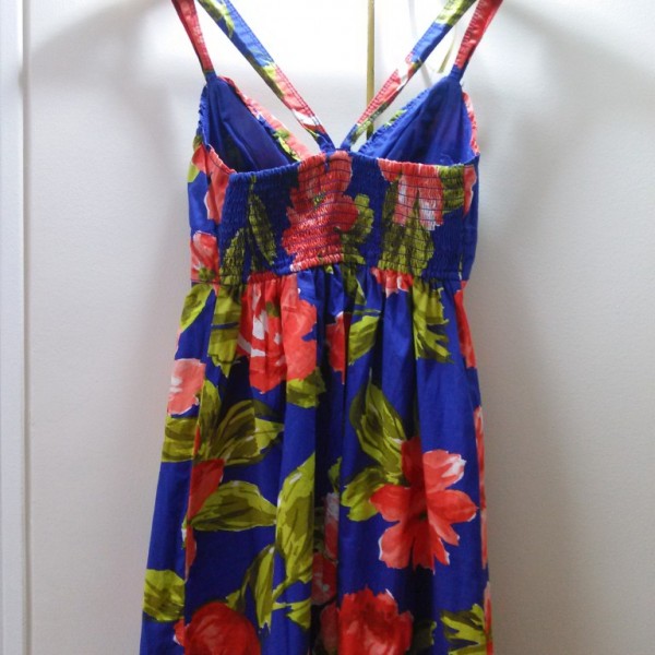 Vestido L Azul Flores - Hollister | Vestuá