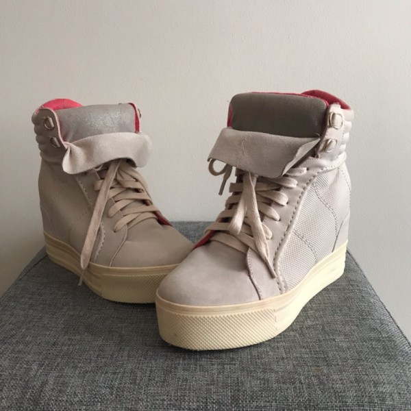 Zapatos Bershka otoño invierno 2021 2022: fotos y precios - Mágica Moda