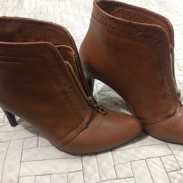 Botas Velez | Renueva Tu Closet