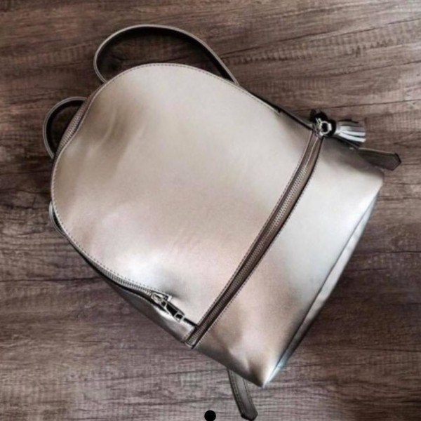 mochila stradivarius negra